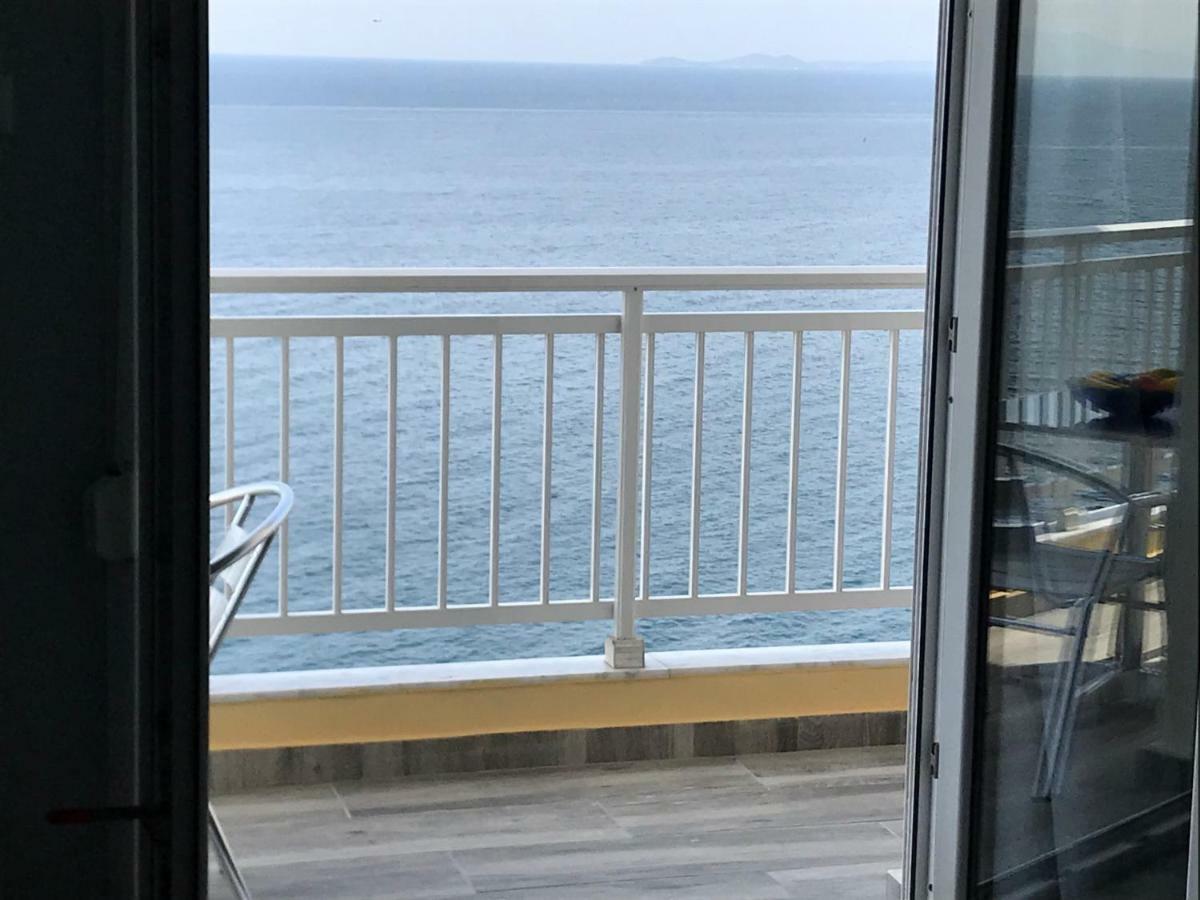 Sea&sun appartment Kavala Esterno foto